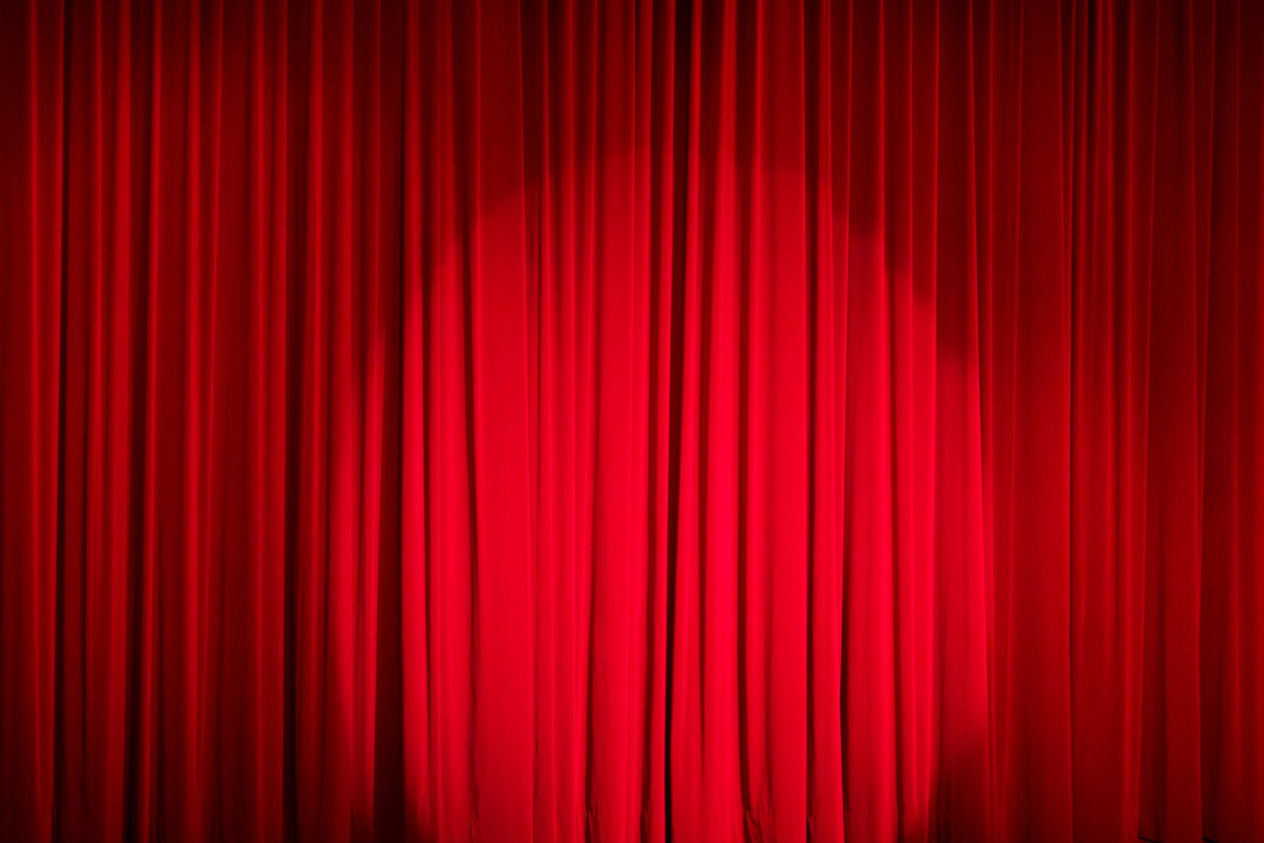  | Velvet Curtain Fabric for Theatres and Events: Why Fire-Rated Velvet Matters